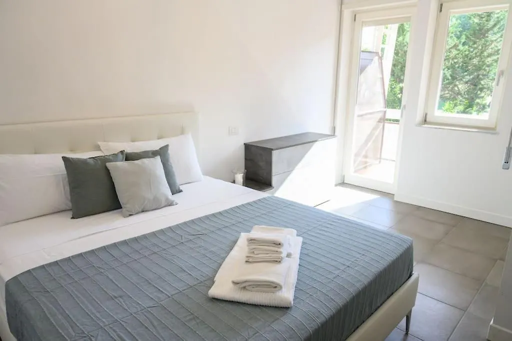 Διαμέρισμα Laura Sweet Home Con Piscina Ρώμη Ιταλία