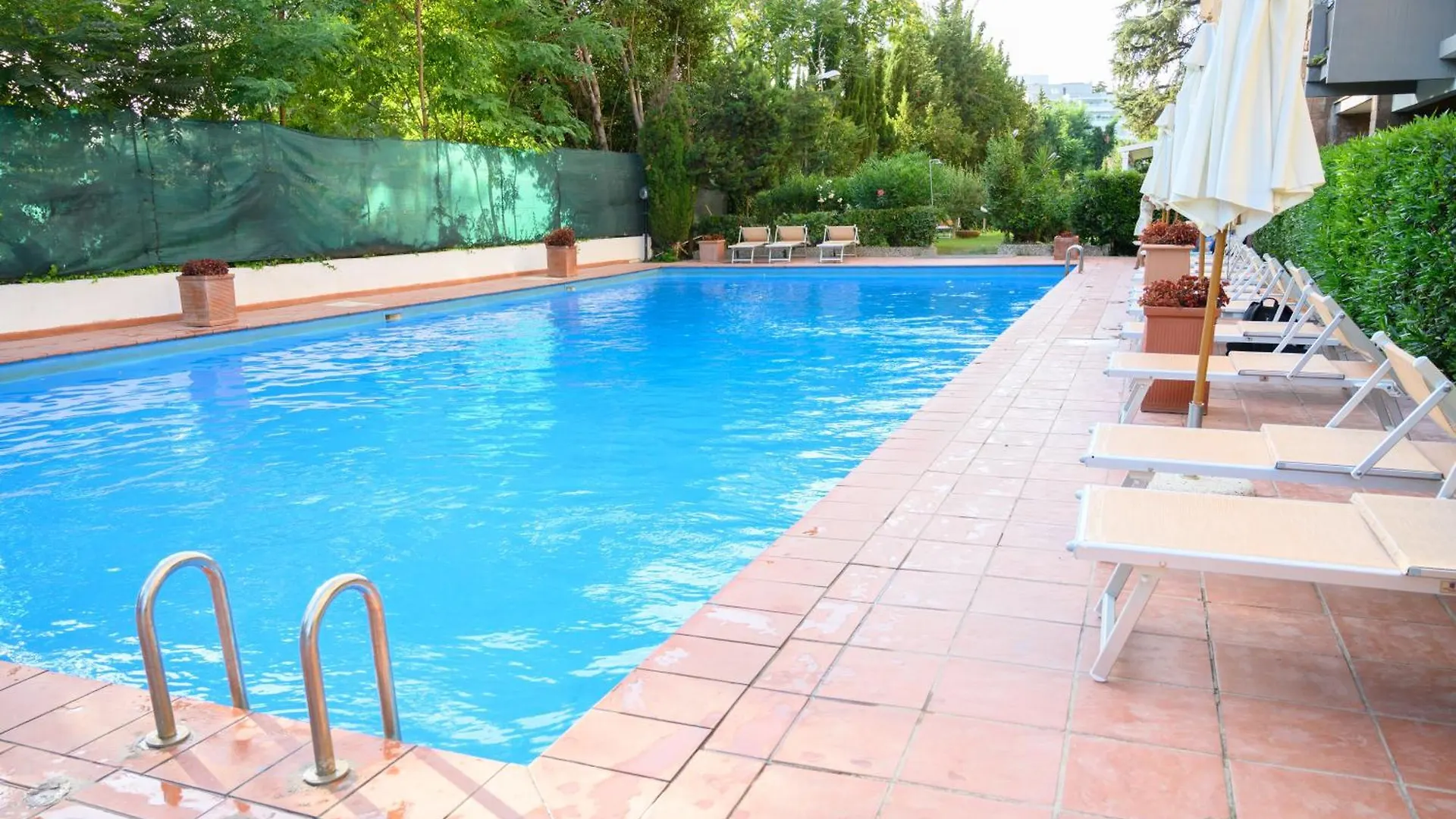 Laura Sweet Home Con Piscina Řím